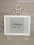 Taulut_Kitchen_open_24hrs_taulu